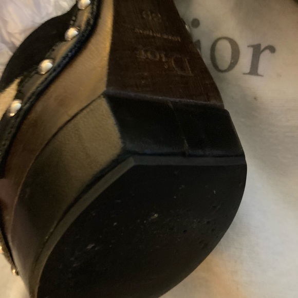 LUXURY 🔥🔥Dior Black and Tan Heels Sz 39 with box and dust bag think 🎄🎄 - Picture 3 of 8